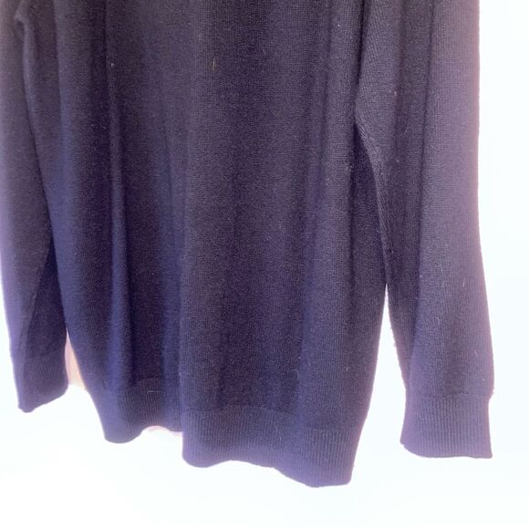 L.L. Bean XLT 100% Lambswool Knit Navy Sweater Cardigan - Picture 7 of 7